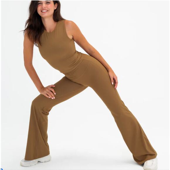 Vitality Cloud II Rib Cinch Wide Leg Trouser and Top Crocodile Large Set - Picture 1 of 10